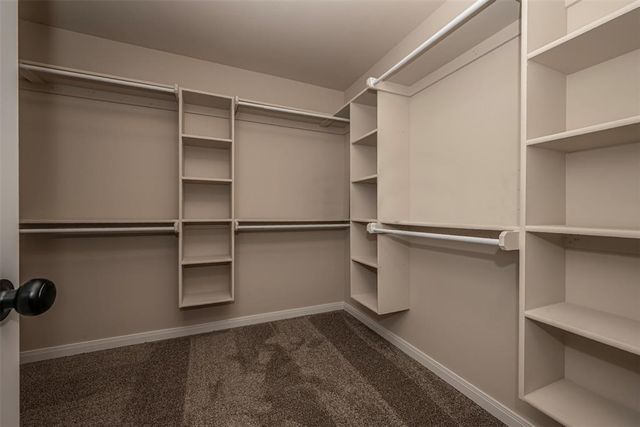 1912 Meadow Brook Road, Yukon, OK 73099