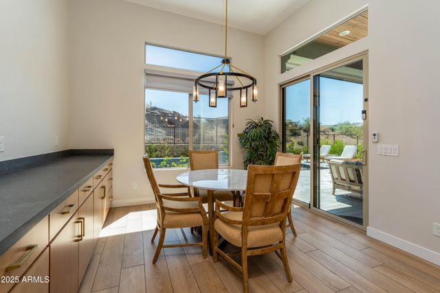 13307 E SAND HILLS Road, Scottsdale, AZ 85255