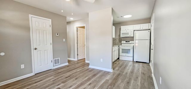 8051 BOURNE RD, Bartlett, TN 38002