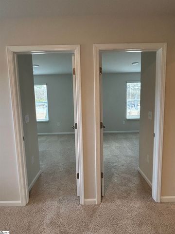 1322 Roadstead Lane, Spartanburg, SC 29306