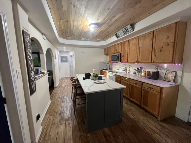 2804 19th Street, Fort Worth, TX 76106