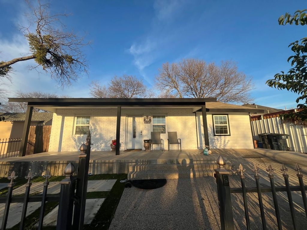 2804 19th Street, Fort Worth, TX 76106