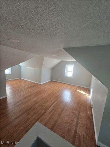 3282 Bears Den Road, Youngstown, OH 44511