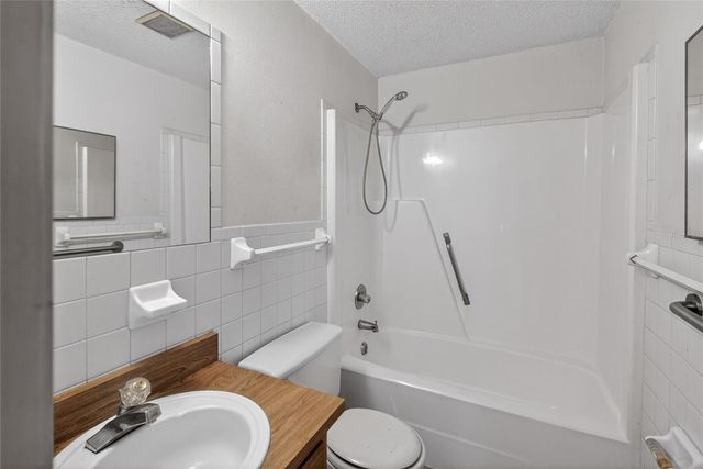 7252 LANDOVER DRIVE, Zephyrhills, FL 33540