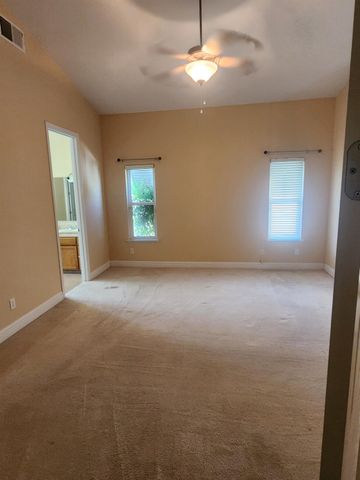 2684 Armstrong Avenue, Clovis, CA 93611