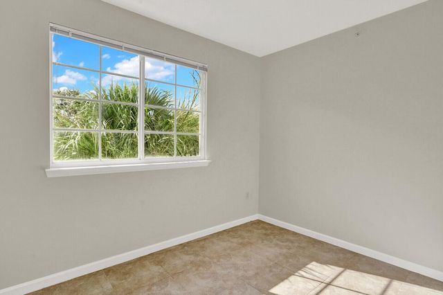 9901 Baywinds Drive 3305, West Palm Beach, FL 33411