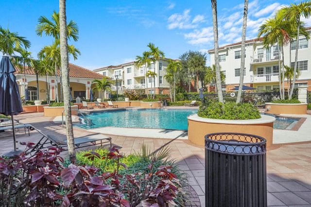 9901 Baywinds Drive 3305, West Palm Beach, FL 33411