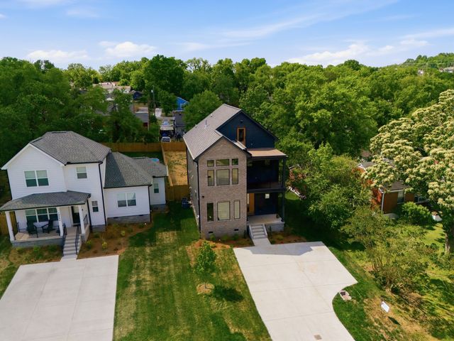 1805B River Dr, Nashville, TN 37218