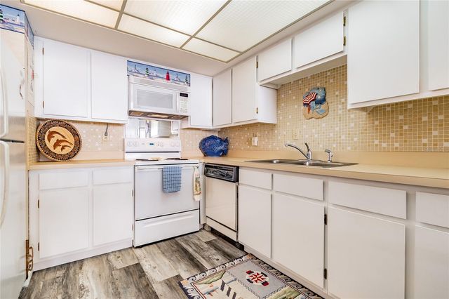 17920 GULF BOULEVARD 1208, Redington Shores, FL 33708