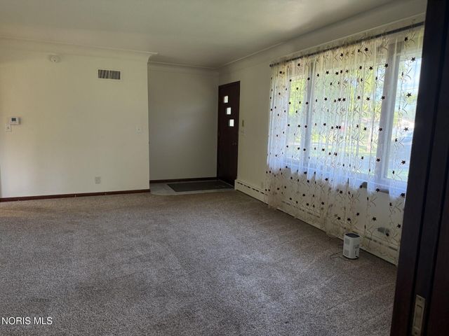 231 W State Line Road, Toledo, OH 43612