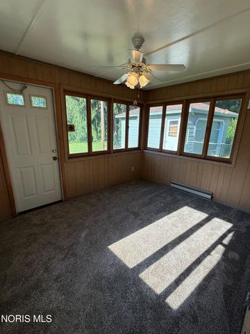 231 W State Line Road, Toledo, OH 43612