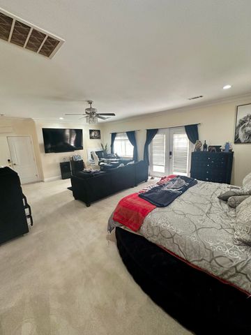 42500 20th Street West, Lancaster, CA 93534