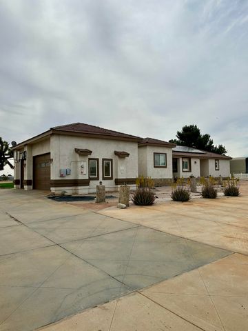 42500 20th Street West, Lancaster, CA 93534