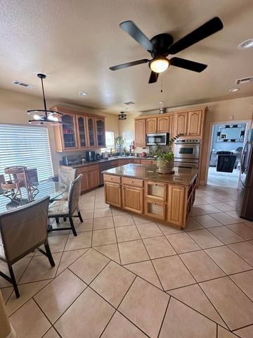 42500 20th Street West, Lancaster, CA 93534