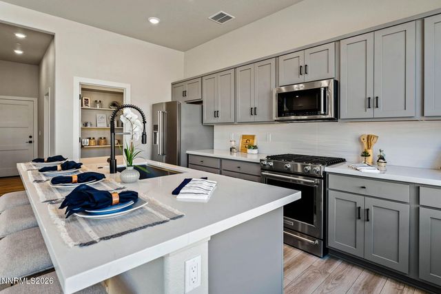 182 Silver Peak Lp, Carson City, NV 89701