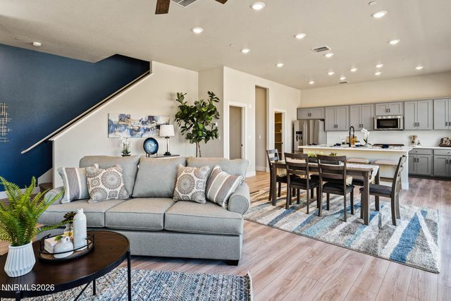 182 Silver Peak Lp, Carson City, NV 89701