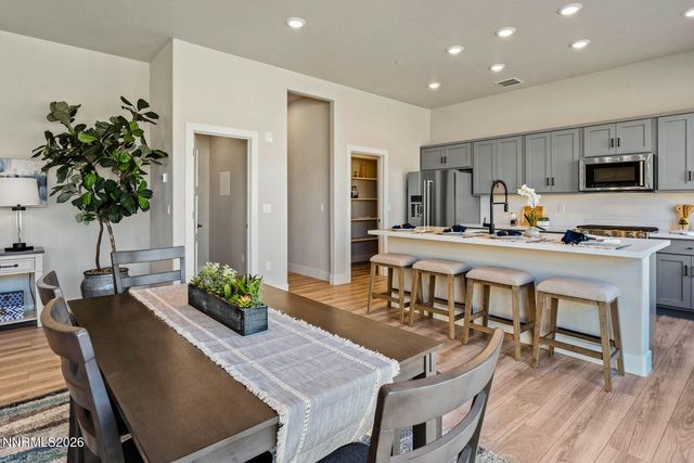 182 Silver Peak Lp, Carson City, NV 89701