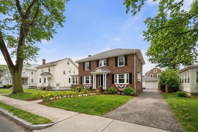 228 Atlantic St, Quincy, MA 02171