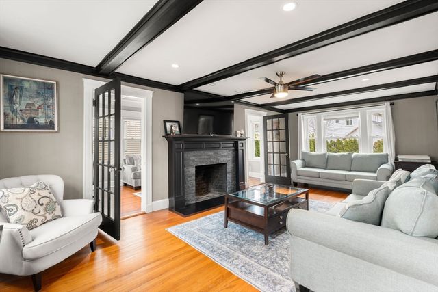 228 Atlantic St, Quincy, MA 02171