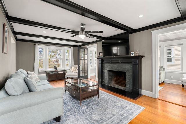 228 Atlantic St, Quincy, MA 02171