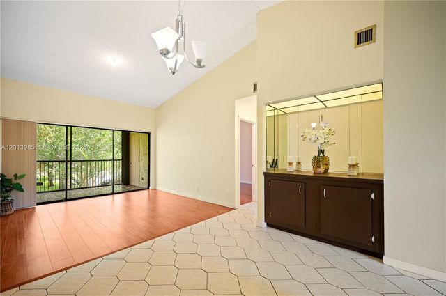 2347 SW 15th St 66, Deerfield Beach, FL 33442