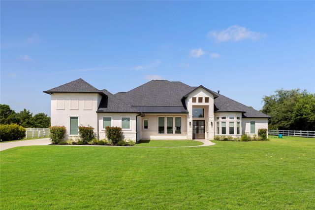 8798 Grand Lake Estates Drive, Montgomery, TX 77316
