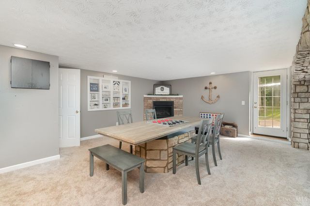 1753 E Cove Circle, Lawrenceburg, IN 47025