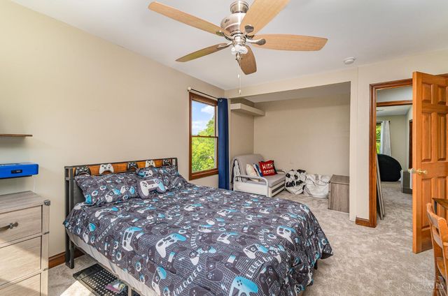 1753 E Cove Circle, Lawrenceburg, IN 47025