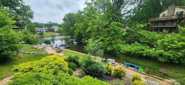 1753 E Cove Circle, Lawrenceburg, IN 47025