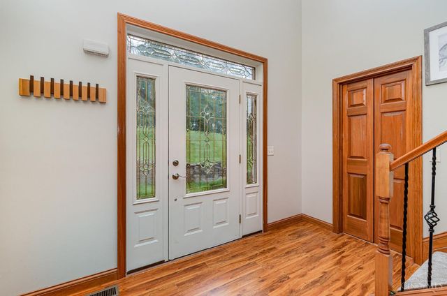 1753 E Cove Circle, Lawrenceburg, IN 47025