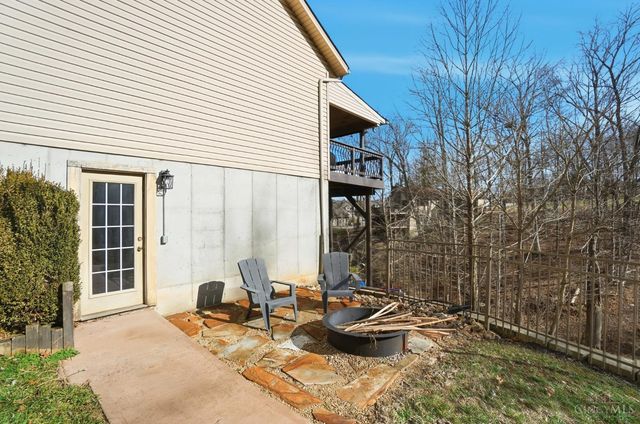 1753 E Cove Circle, Lawrenceburg, IN 47025