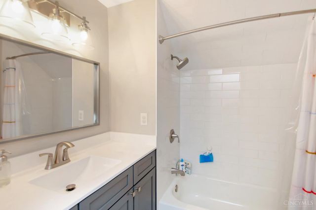 6134 Cherokee Drive, Madeira, OH 45243