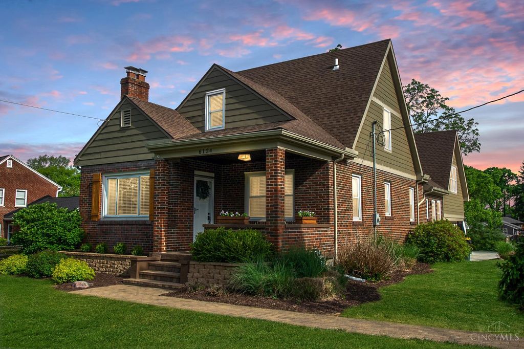 6134 Cherokee Drive, Madeira, OH 45243