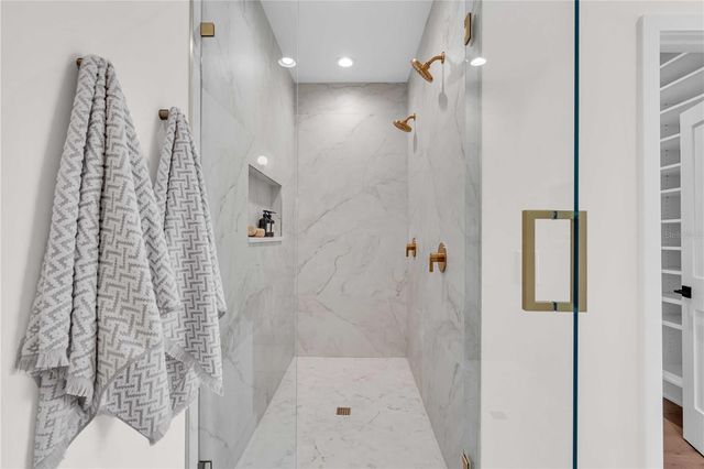 3002 W PLATT 10, Tampa, FL 33609