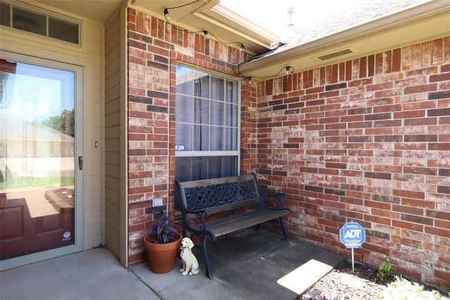 1712 SW 33rd Street, Moore, OK 73160