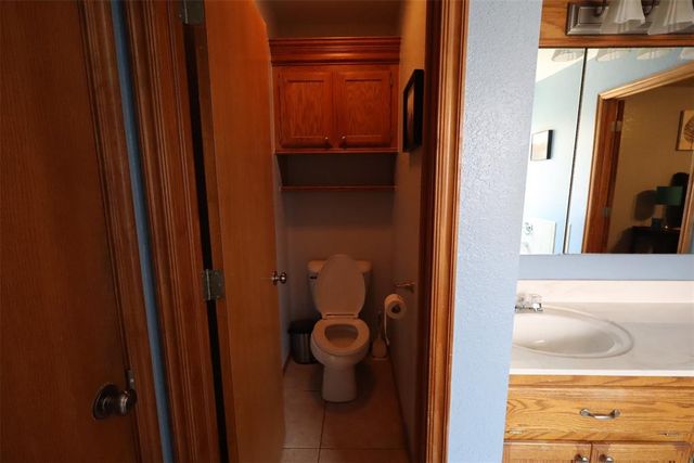 1712 SW 33rd Street, Moore, OK 73160