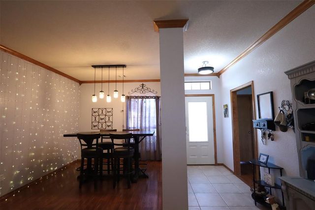 1712 SW 33rd Street, Moore, OK 73160