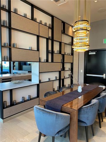 400 S Broadway, Los Angeles, CA 90013