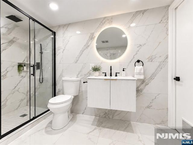 58 Stanley Road, North Caldwell, NJ 07006