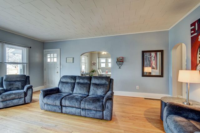 403 N 2ND Street, Council Bluffs, IA 51503