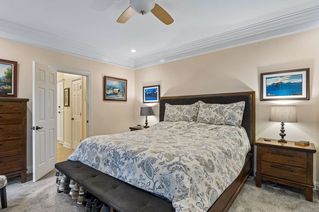 2230 Northwoods Dr, Murfreesboro, TN 37130
