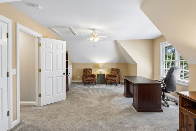 2230 Northwoods Dr, Murfreesboro, TN 37130