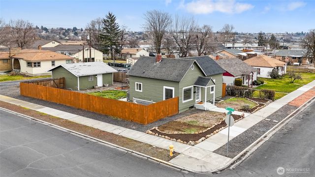 1003 W Rose Avenue, Moses Lake, WA 98837