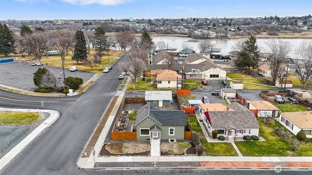 1003 W Rose Avenue, Moses Lake, WA 98837