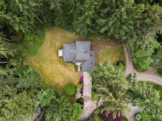 7983 NE Walden Lane, Bainbridge Island, WA 98110
