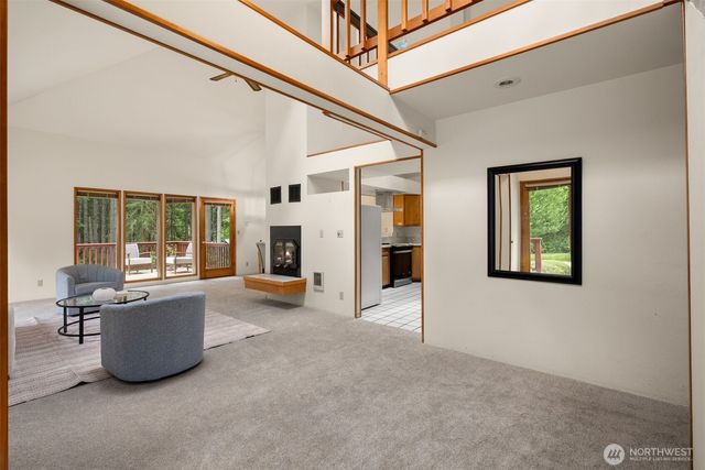 7983 NE Walden Lane, Bainbridge Island, WA 98110