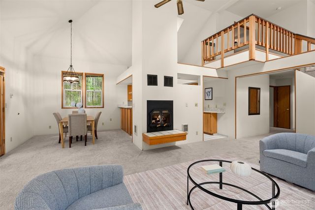7983 NE Walden Lane, Bainbridge Island, WA 98110