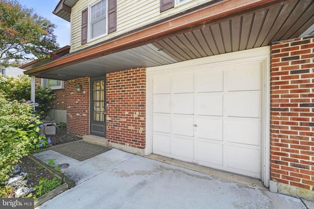 6 WORTHY DOWN AVE, Bear, DE 19701