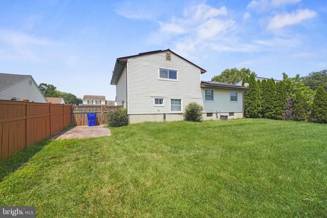 6 WORTHY DOWN AVE, Bear, DE 19701