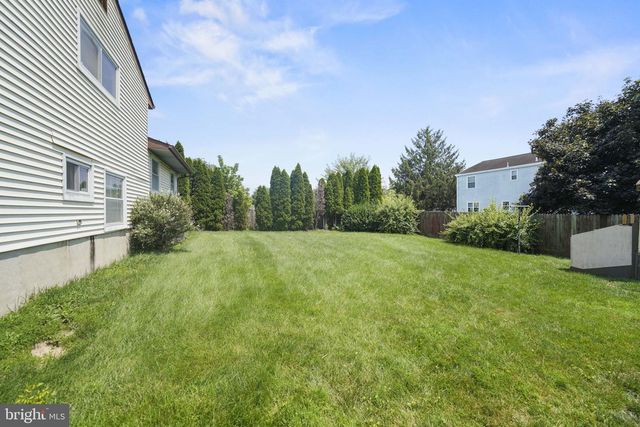 6 WORTHY DOWN AVE, Bear, DE 19701